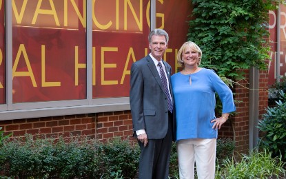 Alumna Karen J. Ivers, DDS ’88, and Mark A. Reynolds, DDS ’86, PhD